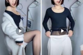 快手 koko  土豪定制  全裸 裸舞 弹力插 自慰福利 15v