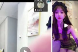 抖音 蛇七七  二十万粉丝  人气主播 绝版会议  模拟 口交 啪啪 2v